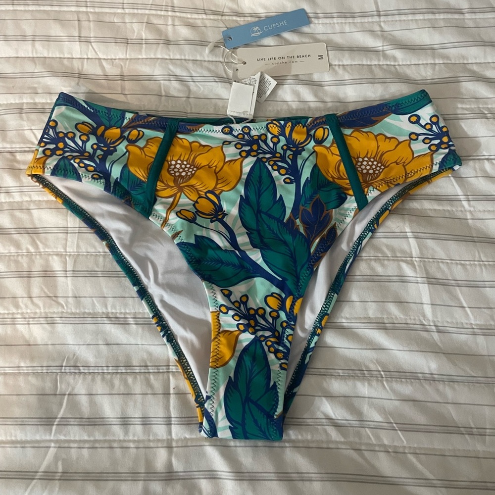 Cupshe floral bottom NWT